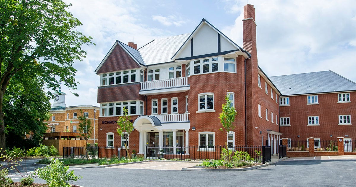 richmond-manor-care-home-ampthill-bedfordshire-a-exterior-1
